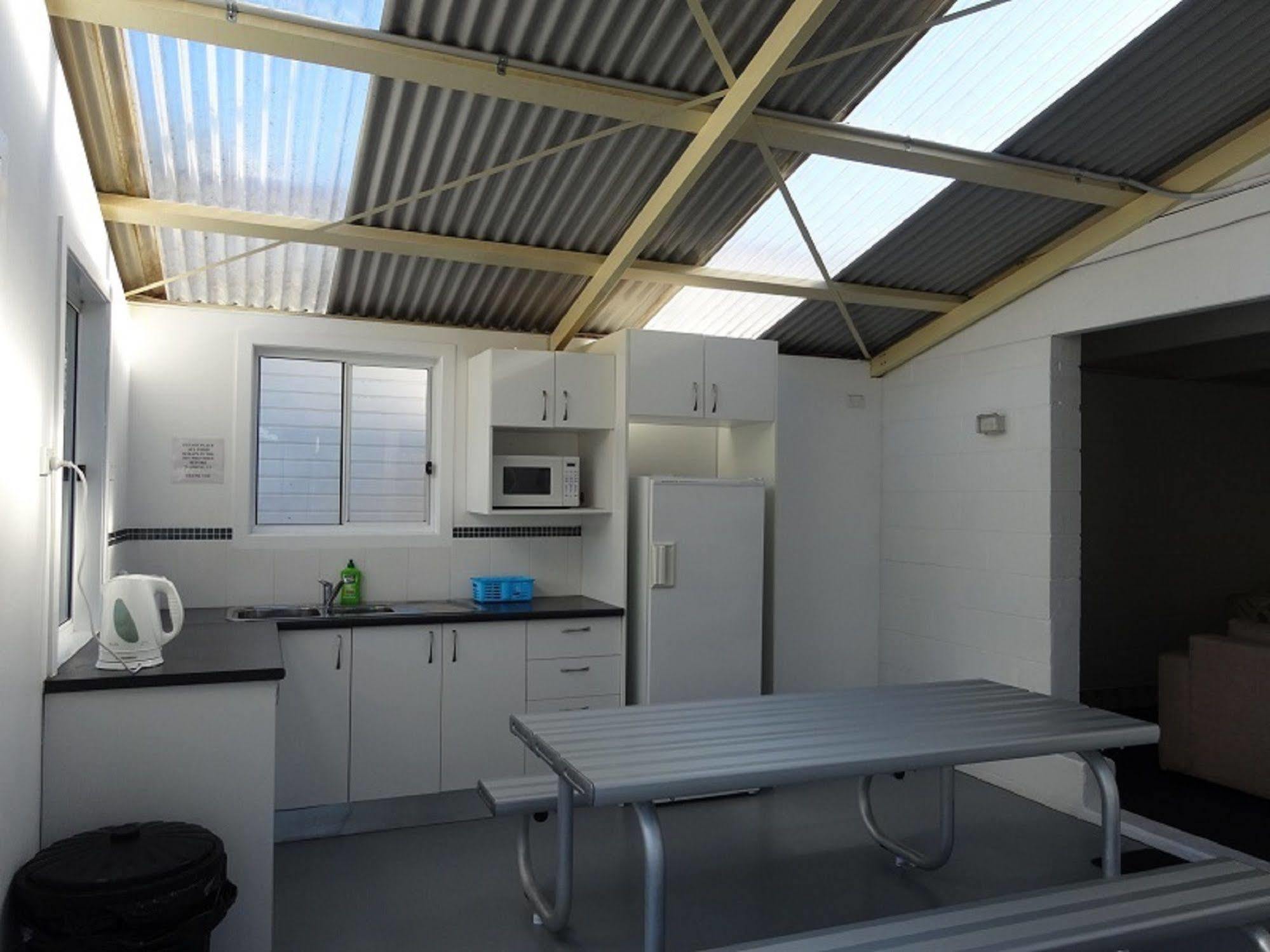 Caseys Beach Holiday Park Sunshine Bay Luaran gambar